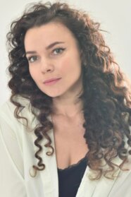 Анна Артем'єва