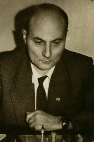 Борис Петін