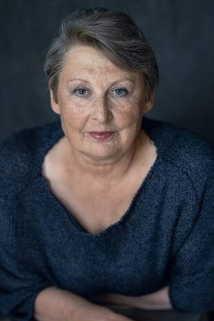 Олена Новікова