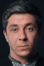 Роман Молодій